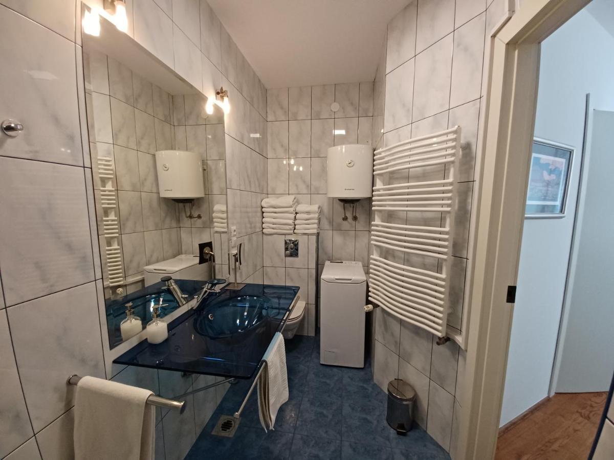 Apartment Ganymede